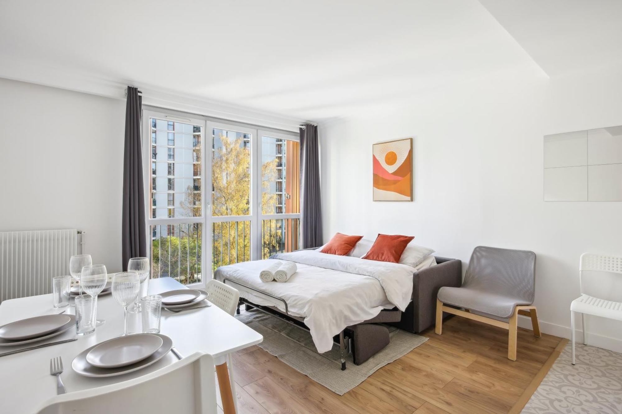 Chic Apart With Parking Daire Chaville Dış mekan fotoğraf